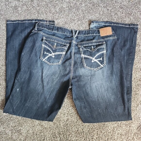 Amethyst Jeans Womens Size 20 Darkwash Flare Bottom Denim w. Buttons - Picture 1 of 8